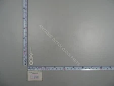 PLASTIC MINUTE HAND FOR A GERMAN CUCKOO CLOCK APPROX. 1 5/8″ OR 4,1 CM LONG