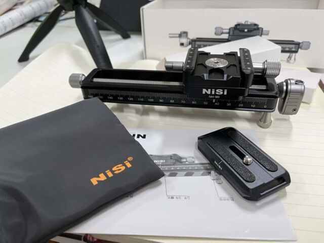 Open NiSi Macro Focusing Rail NM-180 with 360 Degree Rotating Clamp Open NiSi Macro Focusing Rail NM-180 with 360 Degree Rotating Clamp