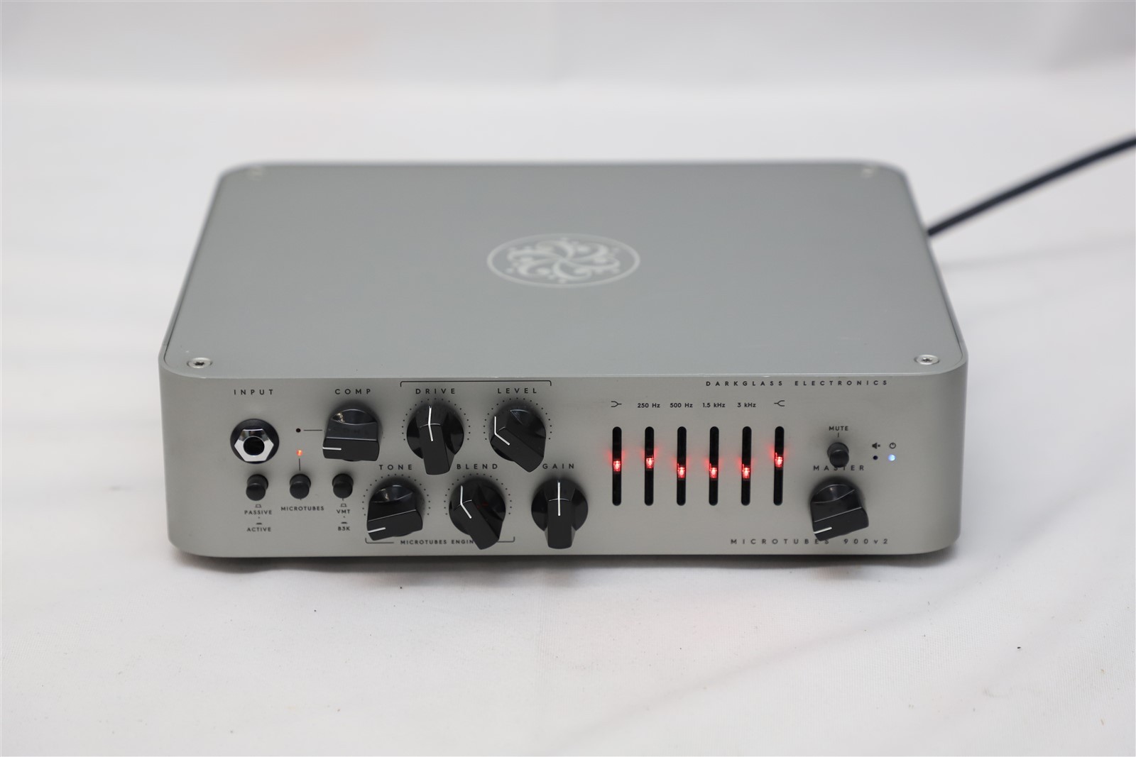 Darkglass Electronics Microtubes 900 V2 900-Watt Bass Amp Head