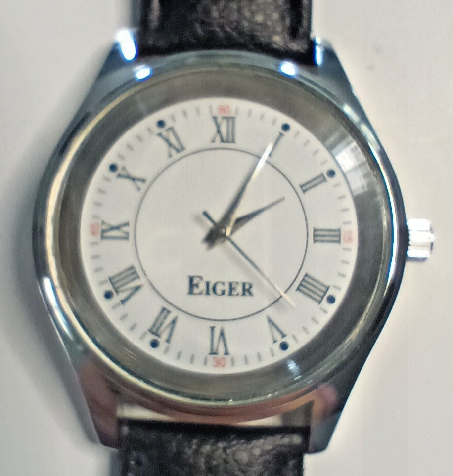 Two Eiger Vintage Wristwatch - NEEDS BATTERIES - image 3
