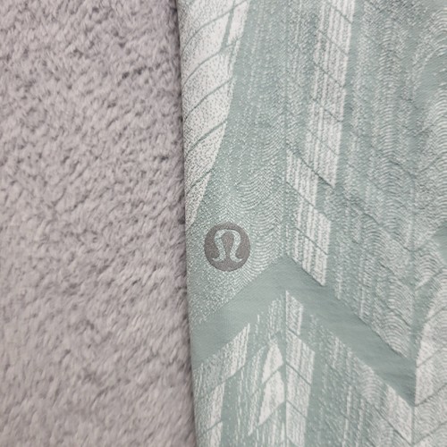 Lululemon Swift Speed HR Tight 28” Womens 4 REEJ Mint Green White Luxtreme EUC - Picture 10 of 12