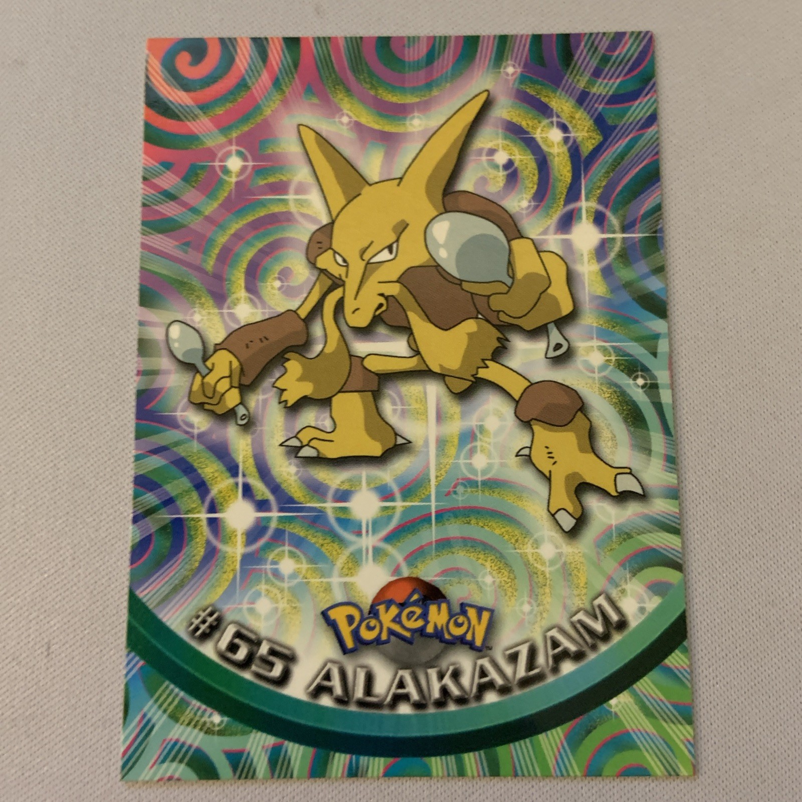 Alakazam #65 - BLUE Logo - NON-HOLO - SERIES 1 - TOPPS Pokemon Card - NM/LP