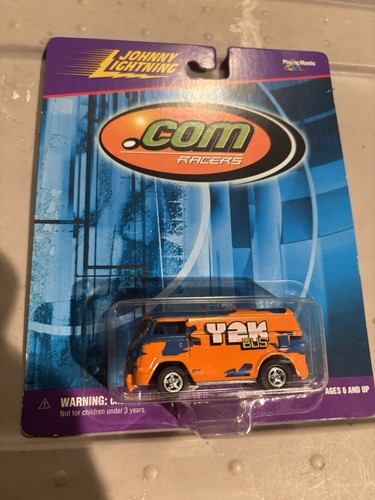 Johnny Lightning .com Racers Y2K Bus New