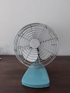 Vintage Turquoise Superior 800 Table Top/Wall Mount Electric Fan Works
