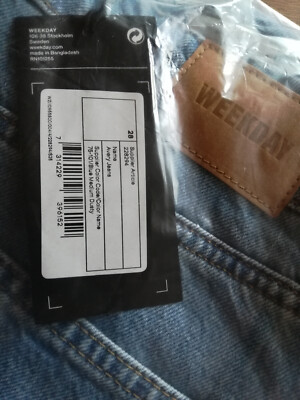 Damenjeans Weekday Avery Relaxed fit, pool blue, Gr. 28