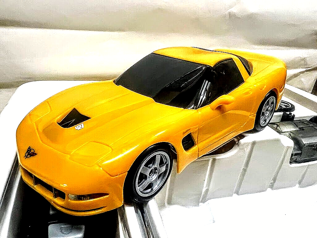 Nikko 1:24 RC Remote Control Sport Racing Car model Covette Tiger