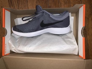 nike revolution 4 dark grey