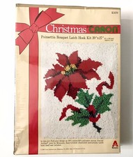 Vintage 1980 Caron Pointsettia Bouquet Christmas 20  x27  Latch Hook Kit K3179