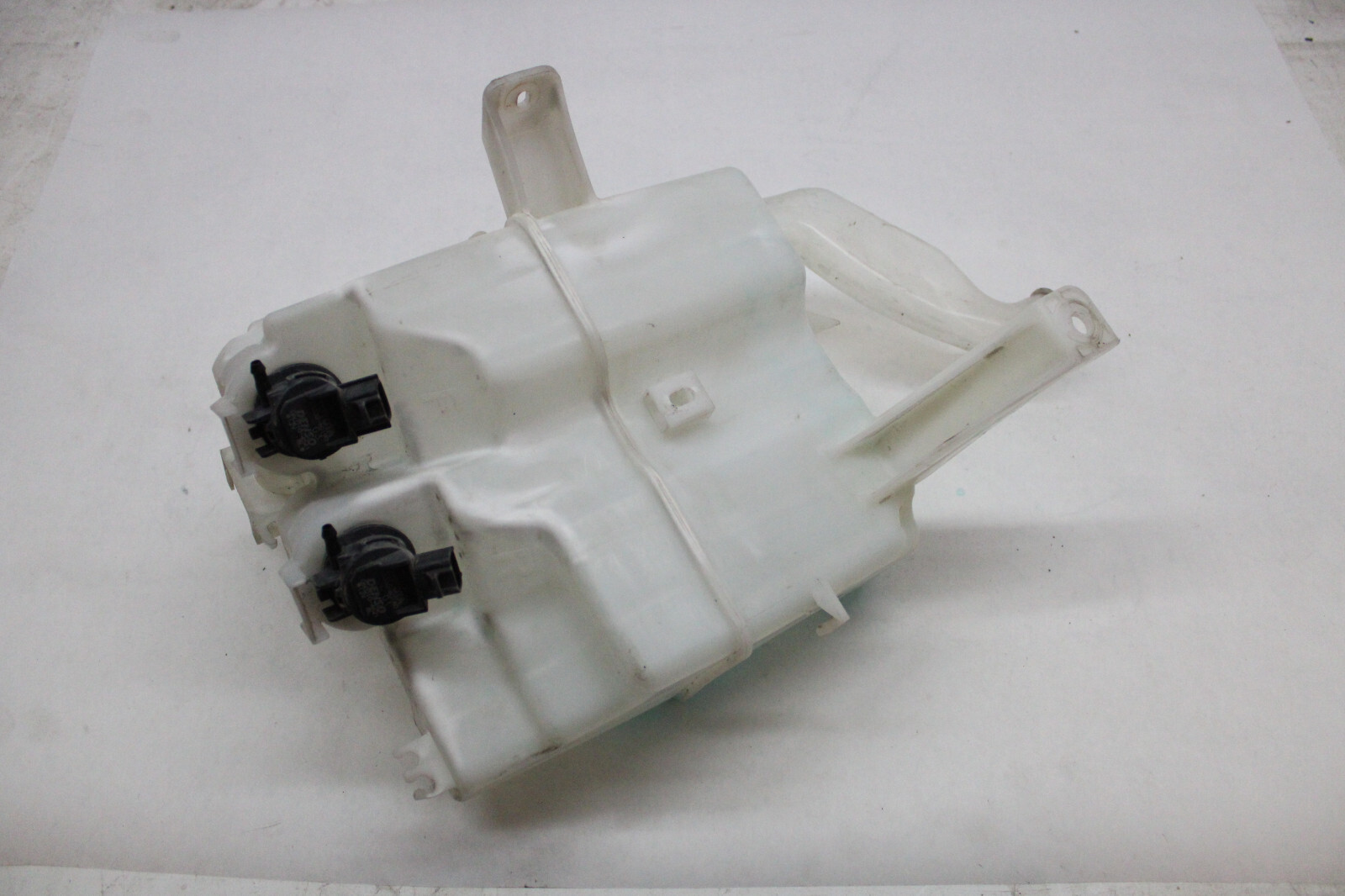 2010 TOYOTA PRIUS WINDSHIELD WASHER BOTTLE OEM 10 11 12 13 14 15 eBay