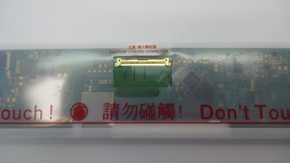 Toshiba Satellite P855 15.6" 1366x768 LCD Panel N156B6-L0B REV.C1 - Tested - Image 3 of 4