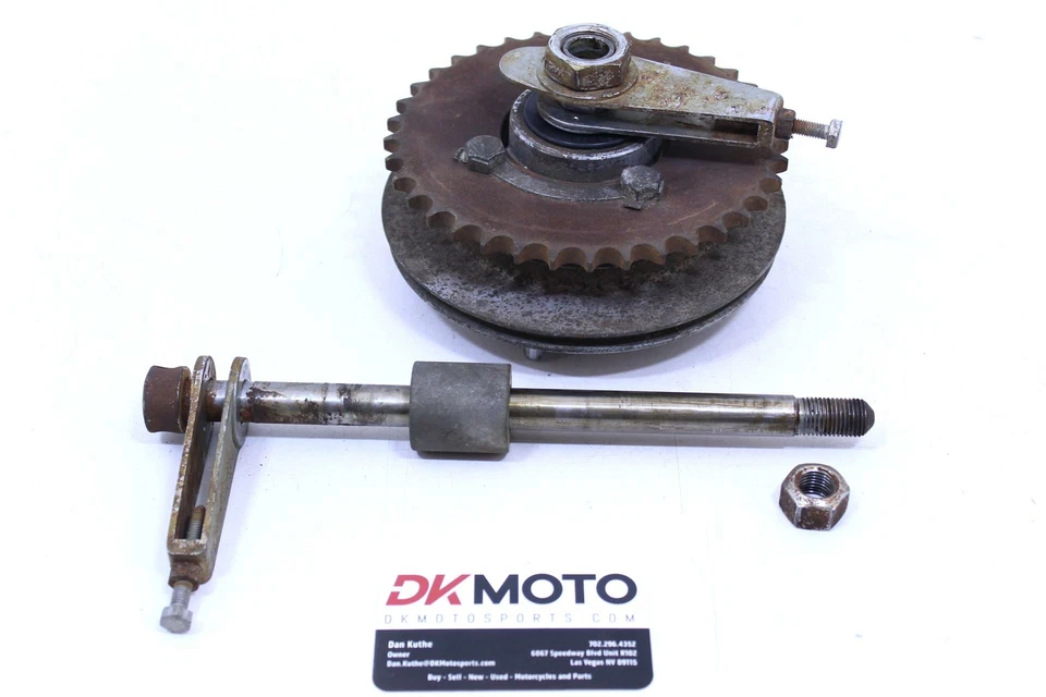 Honda Ca160 1968 OEM piñón trasero eje portador y ajustadores R6,BX8 Foto 2 de 4