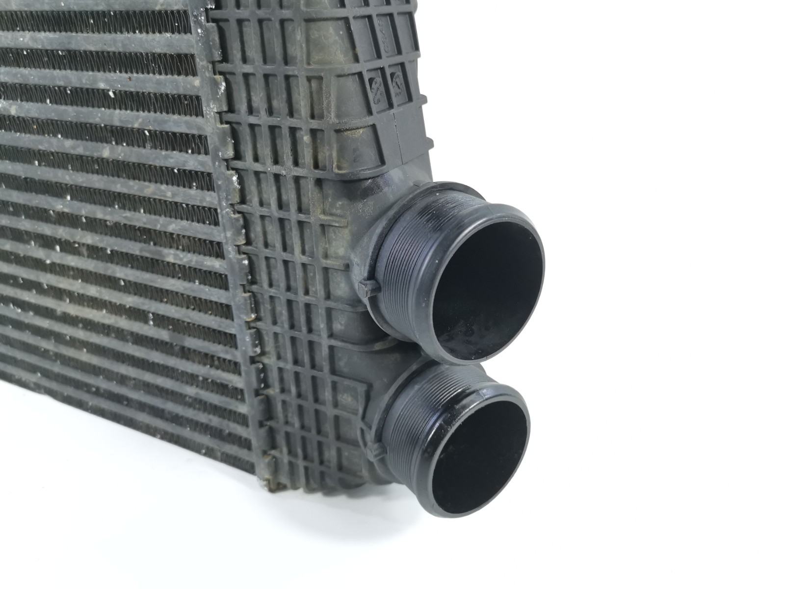 Maserati Ghibli 3.0 2016  Left Driver Side Radiator Intercooler 670009834 OEM