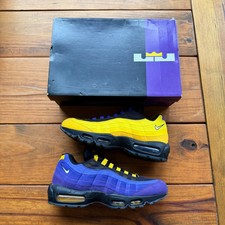 Preços baixos em Nike LeBron James x Air Max 95 NRG Home Team | eBay