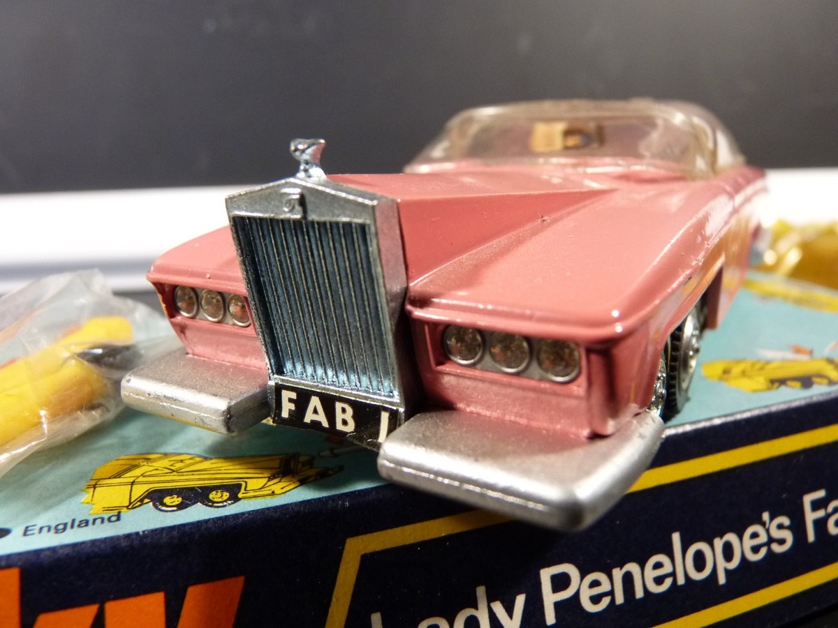 Dinky 100 