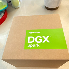 NVIDIA DGX Series DGX Spark Mini Desktop Workstation PC Computer, Silver. New 