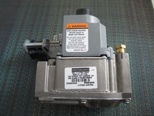 Honeywell VR8304Q4420 Gas Valve NEW!