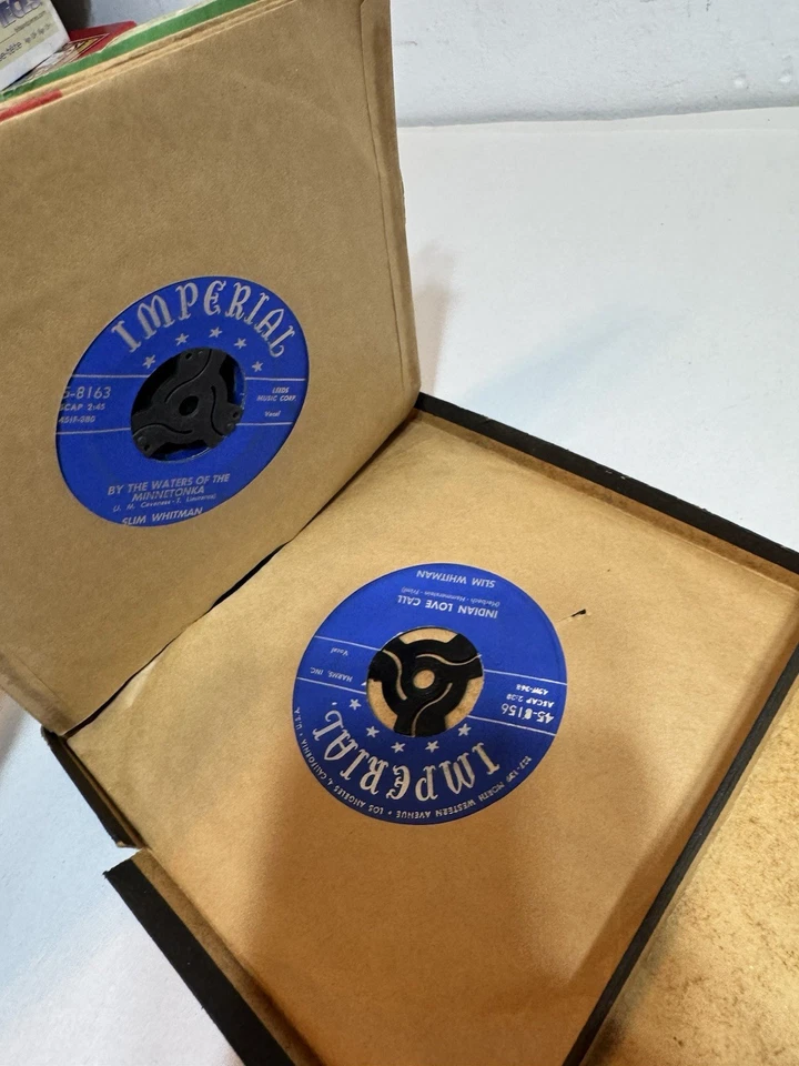 Slim Whitman – America's Favorite Folk Artist vinyl record set - Image 4 of 4