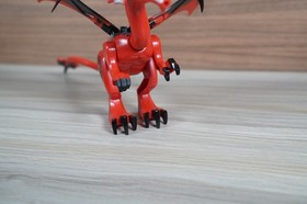 LEGO Castle Fantasy Era Red Dragon Minifigure 70403 - Dragon04 CLEAN!