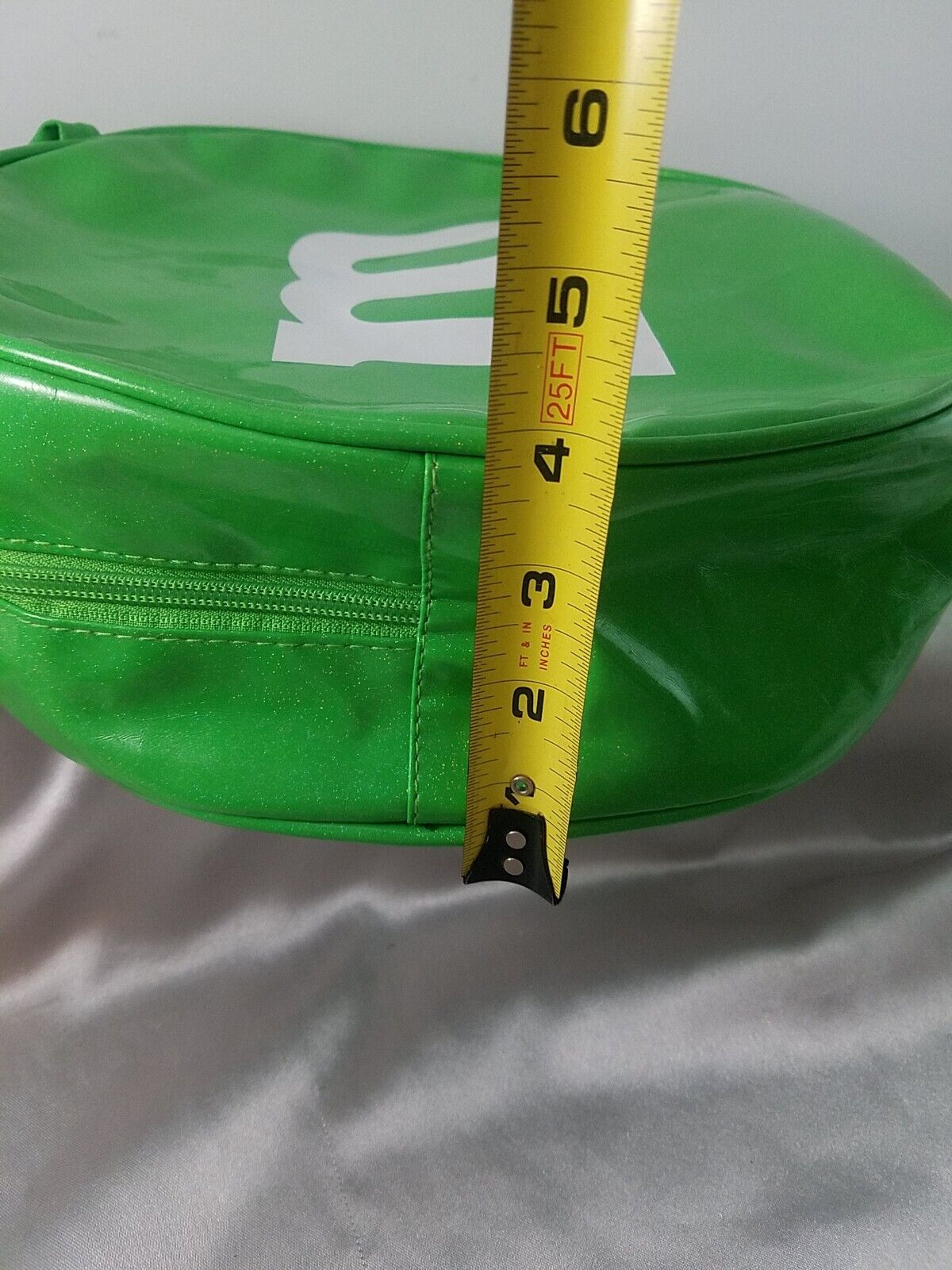 M&M’s World Collectible Round Green Candy Purse Zip Closure Shoulder Strap  Bag