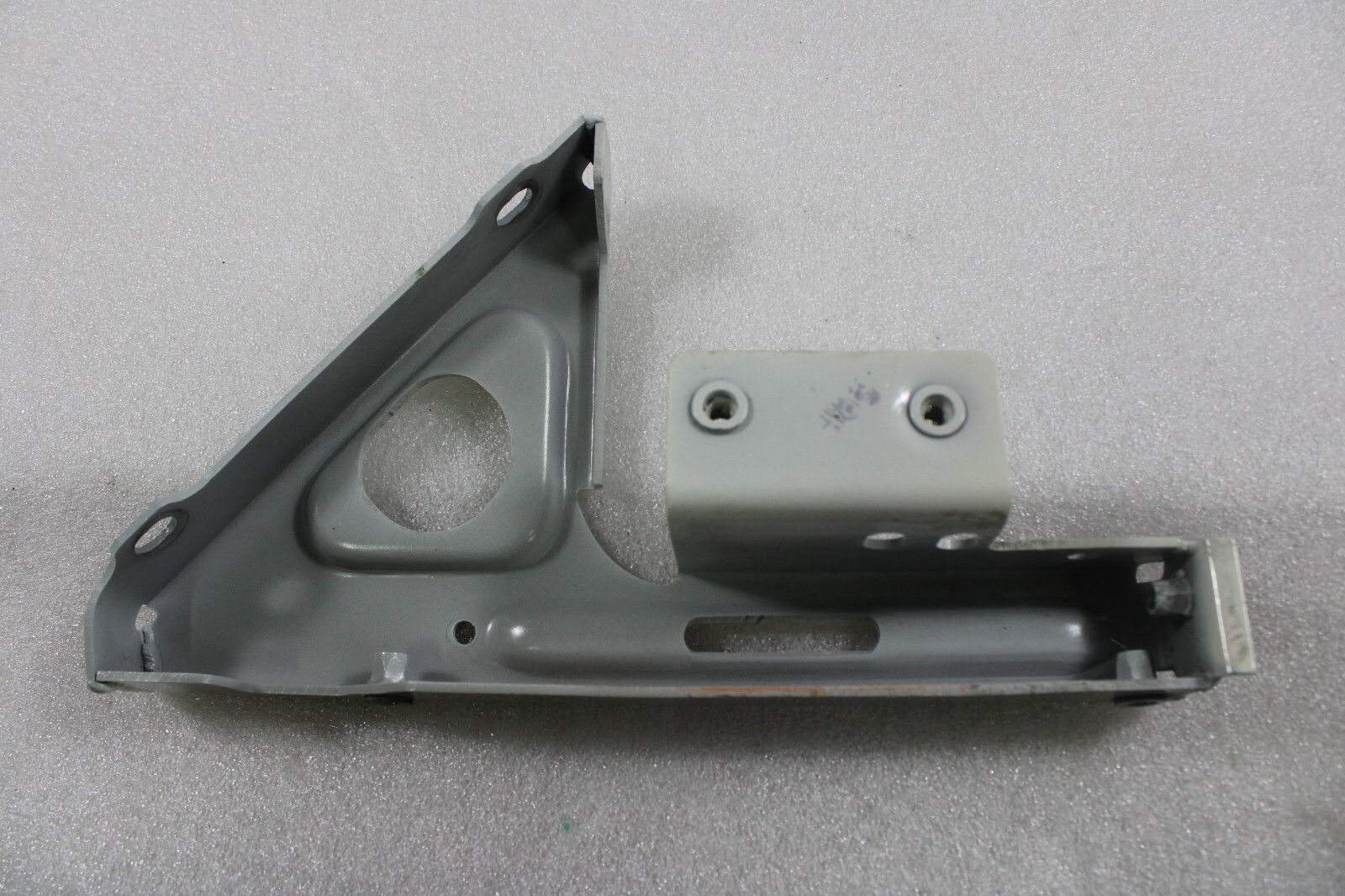 Ferrari California T, RH, Right, Front Fender Linkage, Used, P/N 85270400