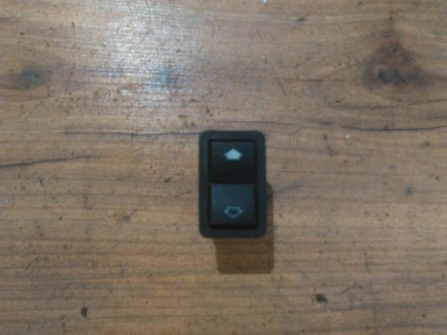 8368932 Fensterheber schalter  BMW 5-Series DE135880-88