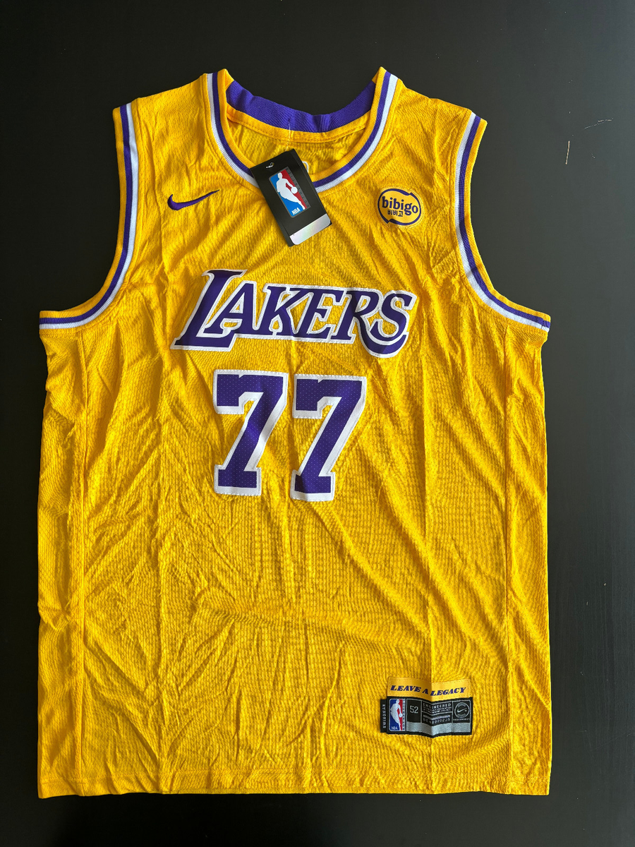 Luka Doncic #77 Men's Los Angeles Lakers Gold Jersey Size XL - 52