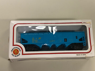 Bachmann HO Scale Train Car | L & N 38525 41' Hi-Cube Box Smooth Sides