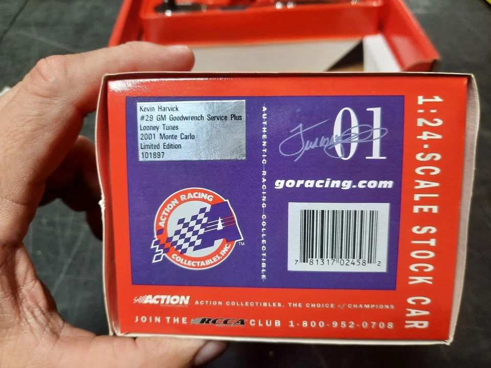 2001 SNAP ON Kevin Harvick #29 Looney Toons  Monte Carlo Action 1:24 Diecast - Image 4 of 4