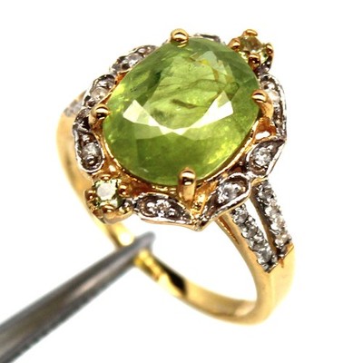 925 Sterlingsilber 8 x 11 MM Sphene Zirkon Two Tone Ring Oval Größe 6.25