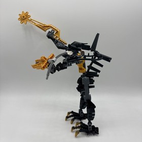 INCOMPLETE LEGO Bionicle Reidak Piraka 8900 Black Gold Missing Leg cover & zamor