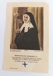 Ancienne image pieuse Relique "Bienheureuse Bernadette"