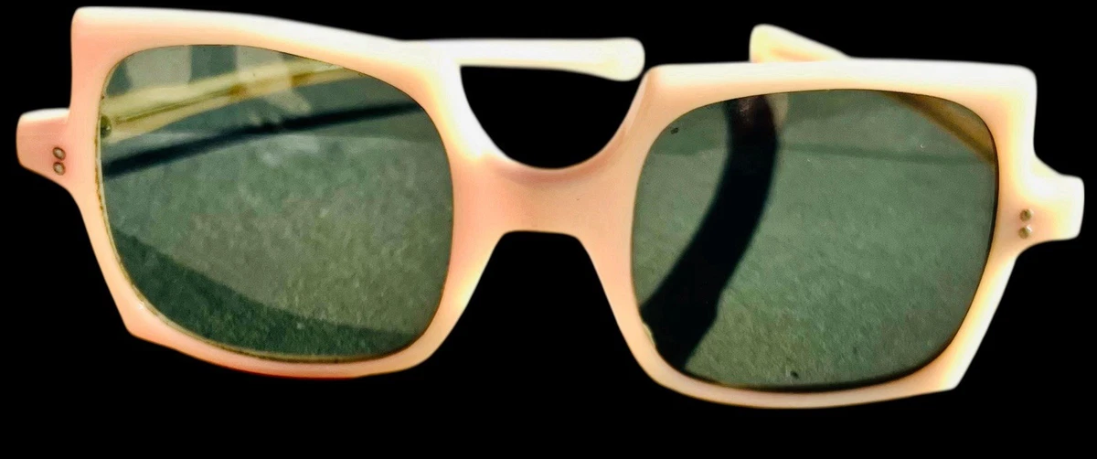 1970’s Silhouette Oversized Green Sunglasses w/ Cutout, Mod 55, Made in Austria ❌ SOLD in 24 minutes ❌ vtg. Ch. D I O R 2056 Sunglasses  main image 3