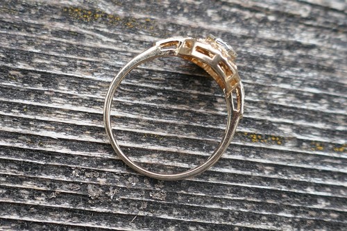 Vintage 14k Yellow Gold Filigree & Natural Diamond Ring - Size 6.75 / .25TCW - Picture 12 of 14