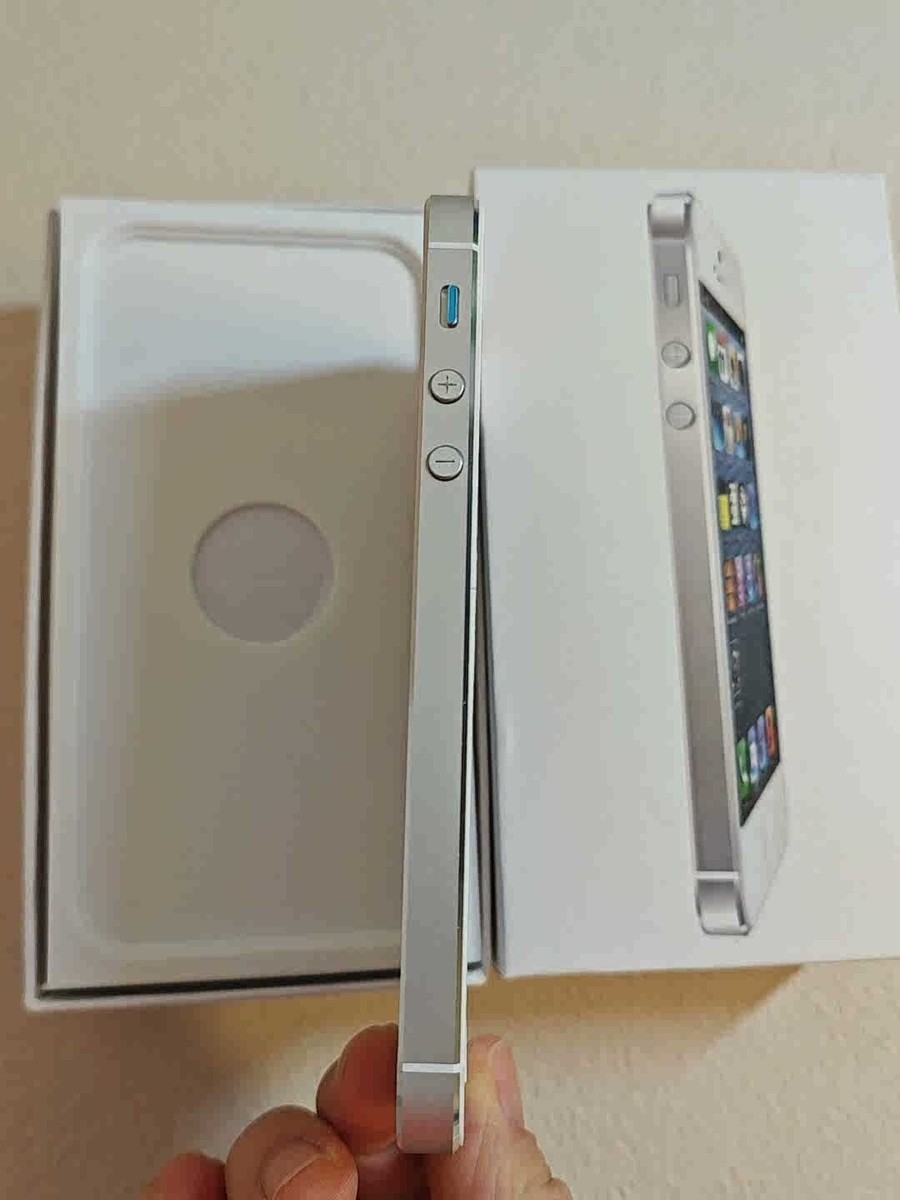 📱used Apple iPhone 5 16GB - Unlocked white IOS 10 sealed 📱 | eBay