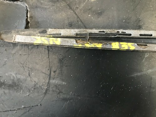 2009 CHRYSLER SEBRING CONVERTIBLE NS PASSENGER SIDE LEFT REAR QUARTER MOLDING - Picture 5 of 5