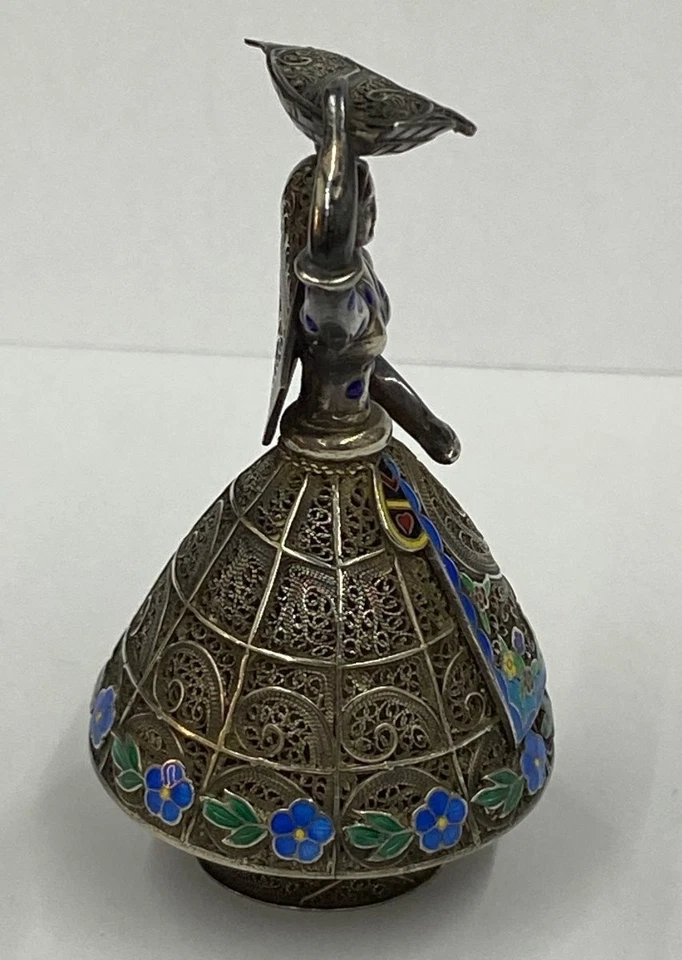 Старинный португальский серебряный филигранный и эмали леди фигурка 19-го века 6,8 см - Изображение 4 из 4