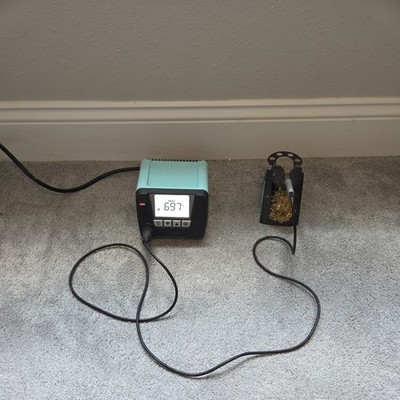 Weller WT 1 Digital Soldering Station 95W w/ Iron & Stand   Tested Working