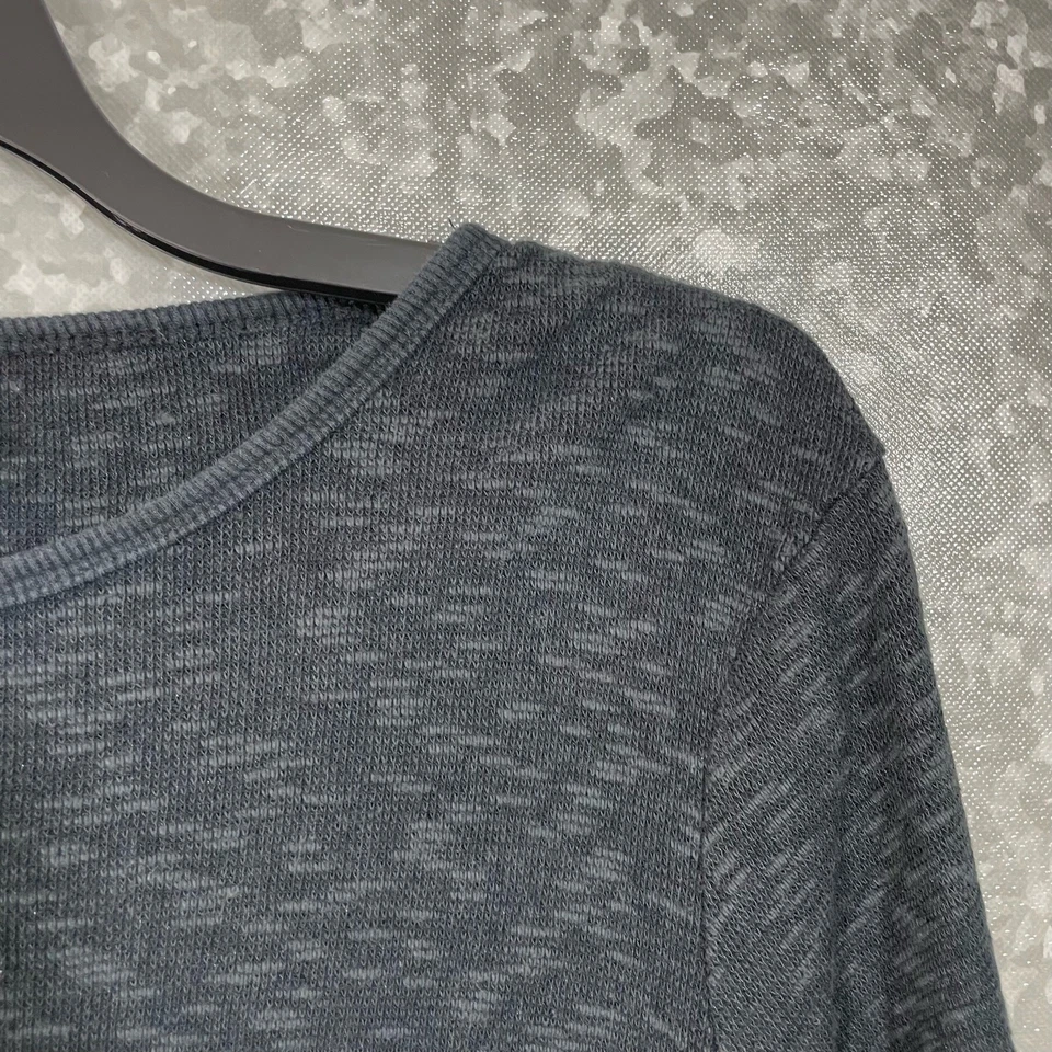 Suéter Max Jeans Para Mujer Gris con Espalda en Contraste - Talla Mediana - Boho Chic Foto 2 de 4