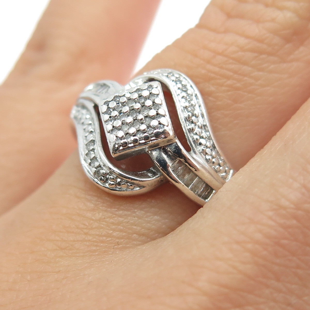 ★47bag ★ 925 Silver Roa Diamond Ring 664086 SUN 925 Sterling Silver Real Round-Cut Diamond Bypass Ring