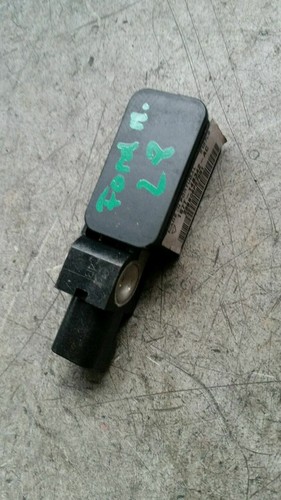 Crashsensor Airbag Vorne 1S7T14B342 AC Ford Mondeo 2.0 TDDI Bj. 2001