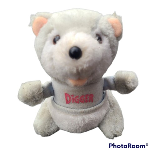 digger the mole shirt tales