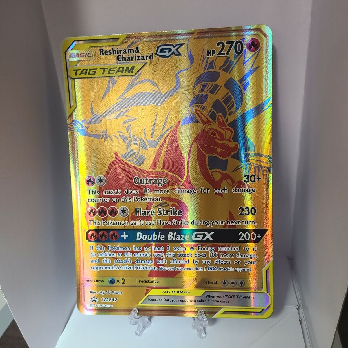 Pokemon Card Gold Reshiram & Charizard GX SM247 Promo, Hobbies