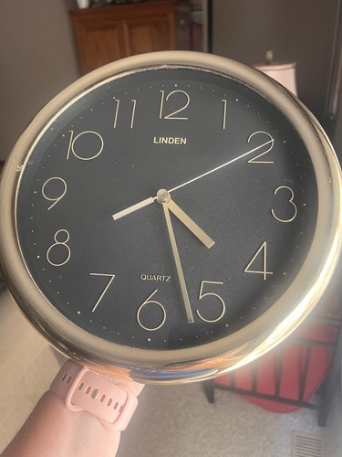 VTG 1970 1980 LINDEN Quartz Black And Gold Round Retro MCM Working Clock Style
