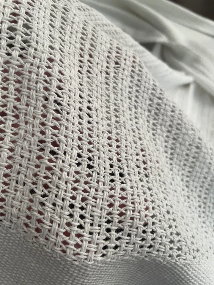 De colección. NUEVO en Paquete, Manta Térmica DOBLE, Tejido en Red, 100% Algodón Blanco 68 x86" Foto 4 de 4