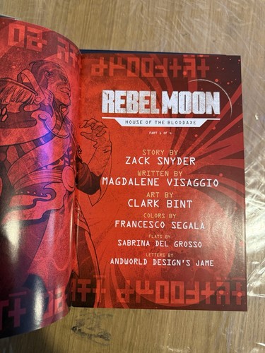 Cómic de Luna Rebelde firmado por Zack Snyder - Variante - Planeta Prohibido - Imagen 2 de 2