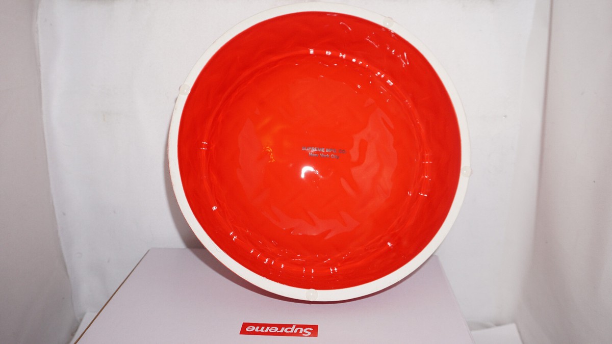 Supreme New Diamond Plate Dog Bowl SS23 - Red | eBay Supreme New Diamond Plate Dog Bowl SS23 - Red | eBay