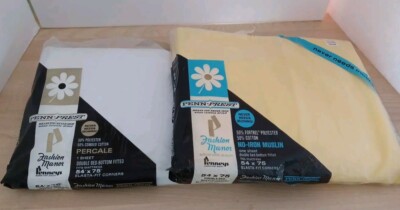 Vintage 2- J.C Penny Fashion Manor Penn-Prest Fitted Sheets Yellow & White 54x75