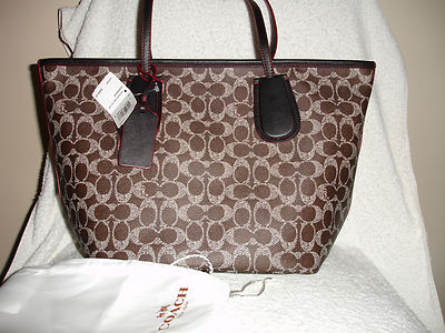 NWT Coach 34595 Signature Canvas Taxi Tote LI/Black/Saddle