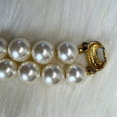 Vintage Two Strand Faux Pearl & Gold Tone Spacer Bead Bracelet 7" - Picture 8 of 10
