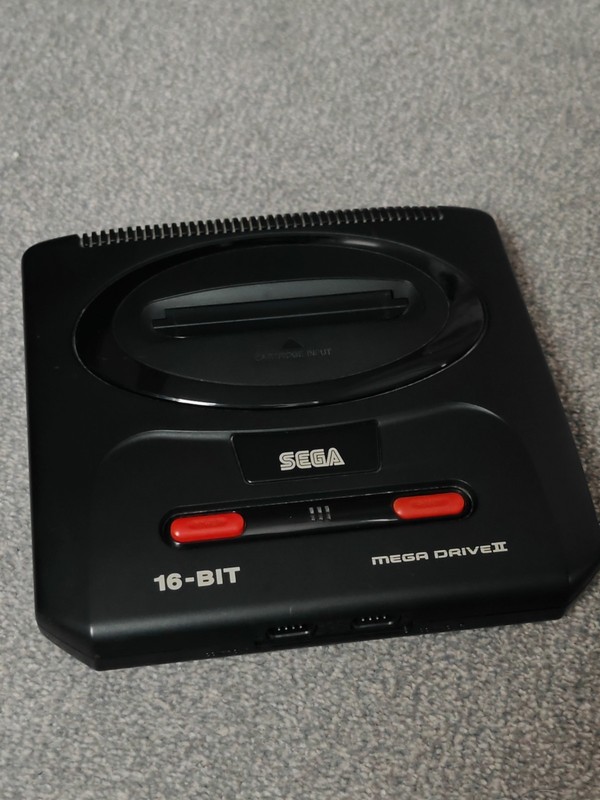 Sega Mega Drive 2 VGC No Issues
